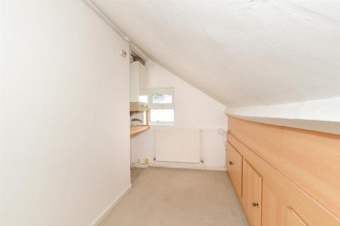 1 bedroom flat for sale, Holmesdale Road, Reigate, Surrey