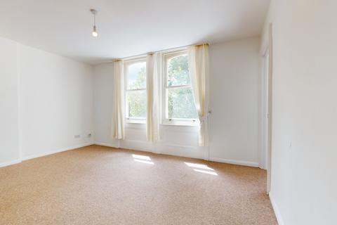 2 bedroom flat to rent, Cromwell Road