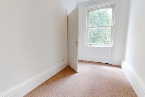 2 bedroom flat to rent, Cromwell Road