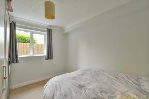 2 bedroom ground floor flat for sale, Hastings Road, Bexhill-on-Sea, TN40