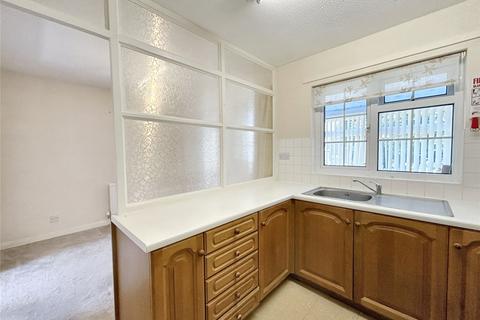 2 bedroom end of terrace house for sale, Manor Fields, Bratton