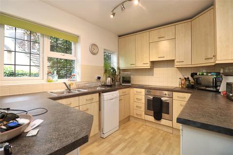 Flat A, Bramshill Onslow Crescent, Woking, GU22 7AT