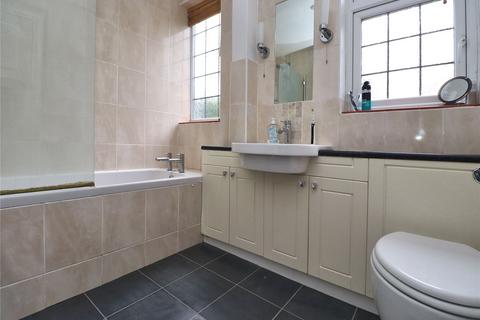 Flat A, Bramshill Onslow Crescent, Woking, GU22 7AT