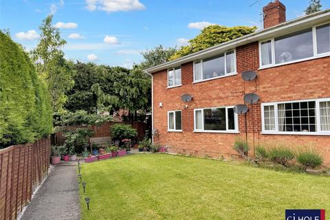 2 bedroom maisonette for sale, Pinemount Road, Hucclecote, Gloucester, GL3