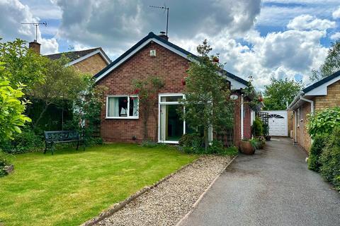 2 bedroom bungalow for sale, The Hollies, Clehonger, Hereford, HR2