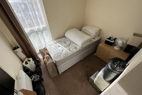 2 bedroom apartment to rent, Ladyoak Way, Rotherham