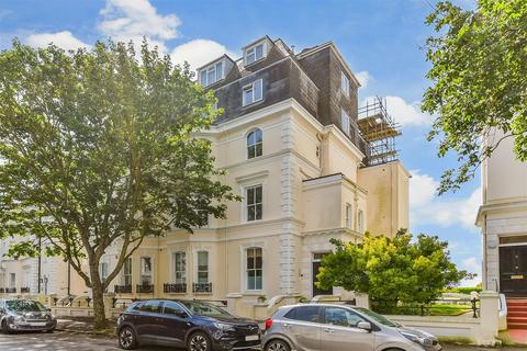 2 bedroom ground floor flat for sale, Clifton Crescent, Folkestone, Kent