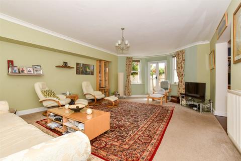 2 bedroom ground floor flat for sale, Clifton Crescent, Folkestone, Kent