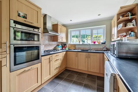 4 bedroom detached house for sale, Holly Road, Ashurst, Southampton, Hampshire, SO40