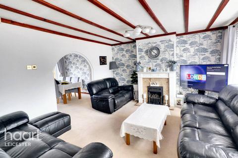 3 bedroom semi-detached house for sale, Grass Acres, Leicester