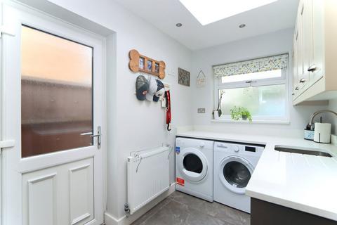 15 Brookside Way, Blakedown, Kidderminster, DY10 3NE