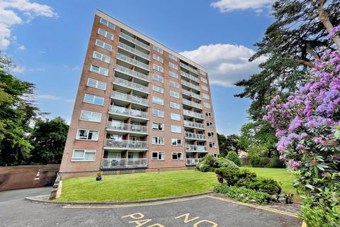 East Cliff - 2 bedroom flat for sale