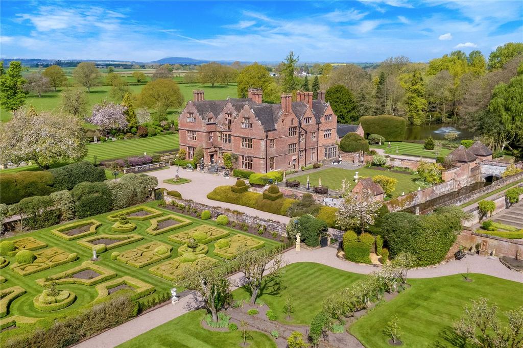 Ludstone Hall