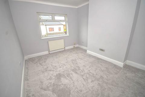 2 bedroom flat for sale, Baring Street, South Shields