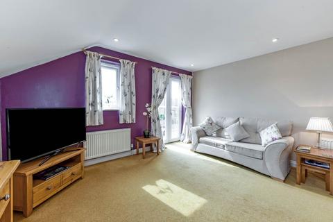 1 bedroom flat for sale, Azara Parade, Bracklesham Bay, West Sussex