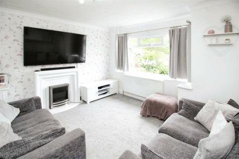 3 bedroom semi-detached house for sale, Robin Close, Bradford, West Yorkshire, BD2
