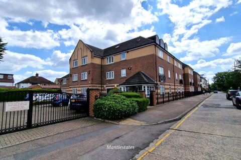 1 bedroom flat for sale, Cockfosters Road, EN4 0DX