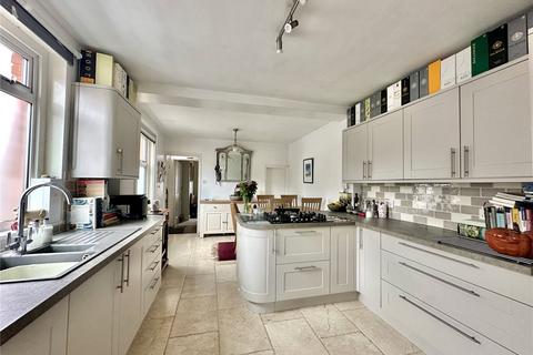 2 bedroom semi-detached house for sale, Middle Road, Lymington, Hampshire, SO41