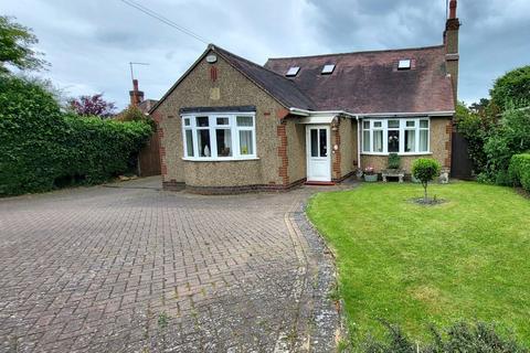 4 bedroom detached bungalow for sale, Booth Lane South, Boothville, Northampton NN3 3EP