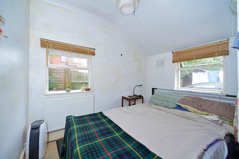 Flat 1, Sandrock House Knoll Road, Godalming, GU7 2EJ