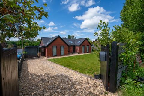 3 bedroom detached bungalow for sale, North Road, Winchester SO23