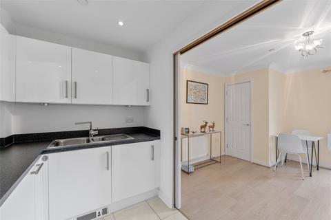 1 bedroom flat for sale, East Hill Road, Oxted, Surrey, RH8