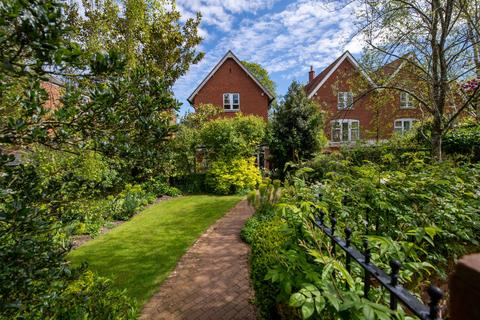 4 bedroom detached house for sale, Edgar Road, Winchester SO23