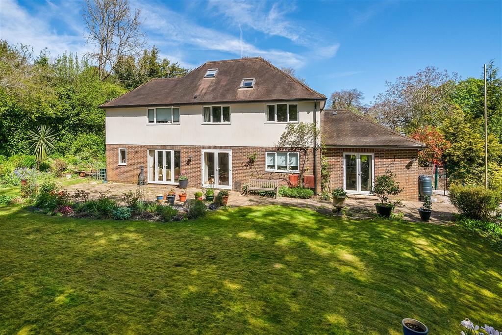 Eyston Drive, Winchester SO22 5 bed detached house for sale £