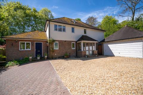 5 bedroom detached house for sale, George Eyston Drive, Winchester SO22