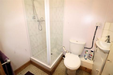 13b Courtleet Drive, Erith, DA8 3NB