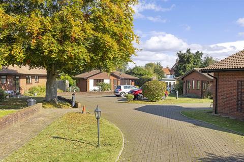 2 bedroom retirement property for sale, Oakmead Green, Epsom KT18