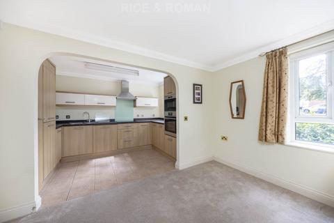 2 bedroom retirement property for sale, Firs Close, Esher KT10