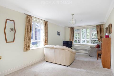 2 bedroom retirement property for sale, Firs Close, Esher KT10