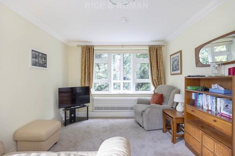 2 bedroom retirement property for sale, Firs Close, Esher KT10