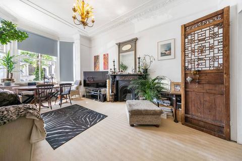 1 bedroom flat to rent, Gauden Road, Clapham North, London, SW4