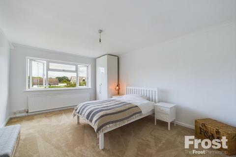 2 bedroom maisonette to rent, Staines Road, Staines-upon-Thames, Surrey, TW18