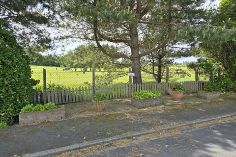 3 bedroom semi-detached bungalow for sale, Parksway, Knott end-on-sea FY6