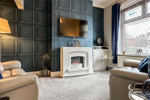 14 Whitegate Lane, Chadderton, Oldham, OL9 8LS