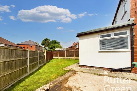 3 bedroom semi-detached house for sale, Baytree Road, Wigan, WN6 7RT