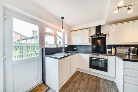 3 bedroom end of terrace house for sale, Laburnum Road, Chertsey, KT16