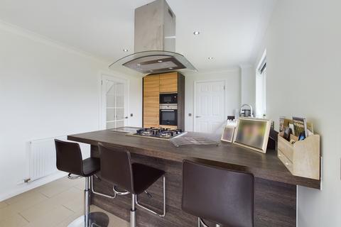 35 School Field Road, Rattray, Blairgowrie, PH10 7FD