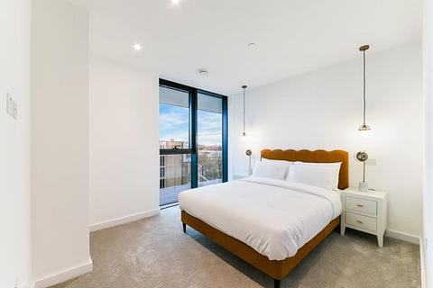 2 bedroom flat to rent, Cashmere Wharf, Gauging Square, London, E1W.