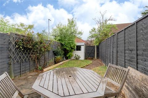 196 Horton Road, Datchet, Slough, SL3 9HL