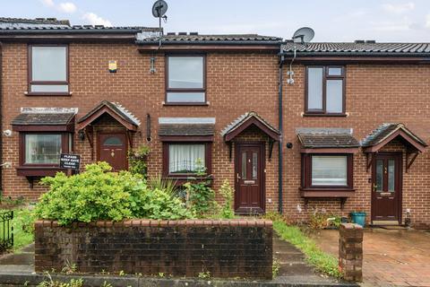 2 Fincham Close, Ickenham, Uxbridge, UB10 8TP