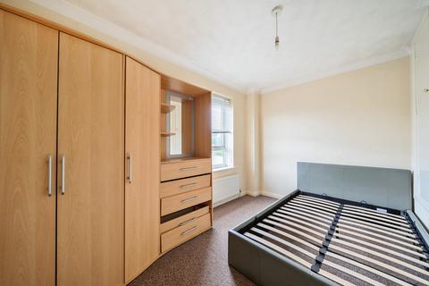 2 Fincham Close, Ickenham, Uxbridge, UB10 8TP