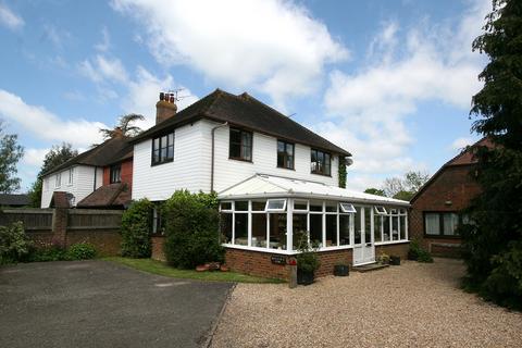 3 bedroom end of terrace house for sale, Ashford Road, Bethersden TN26