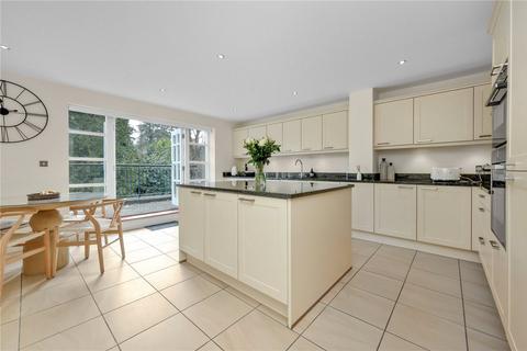 2 bedroom penthouse for sale, Cross Road, Sunningdale, Berkshire, SL5