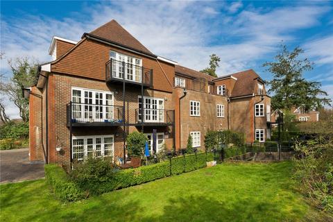 2 bedroom penthouse for sale, Cross Road, Sunningdale, Berkshire, SL5