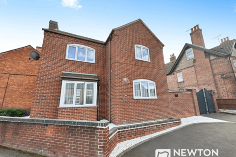 2 bedroom detached house for sale, The Green, Stretton, Burton-on-Trent, DE13