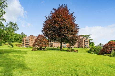 3 bedroom ground floor flat for sale, Lythe Hill Park, Haslemere, GU27